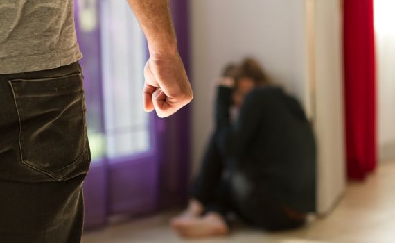 פנימיות בקטנה: כך יש לפעול מול פחד מאנשים