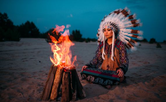 שבוע אופנת ילידים בטורונטו: אופנה יוצאת דופן