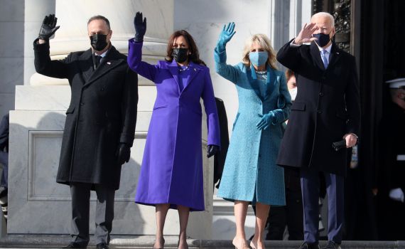 השמים הם הגבול: בחירת לבוש מרתקת של ג'יל ביידן