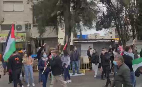 צפו: עימותים אלימים בנצרת לקראת הגעת נתניהו