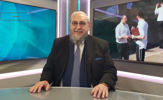 לא מחכה: חגית משה נפגשה עם הרב חיים אמסלם