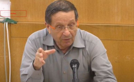 המצטרף הסרוג למפלגה של דני יתום