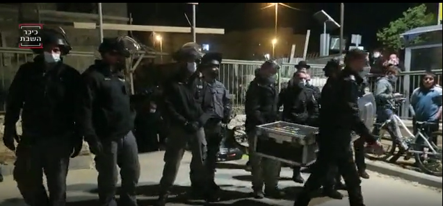 השוטרים בחתונה בבית"ר עילית יועברו מתפקידם