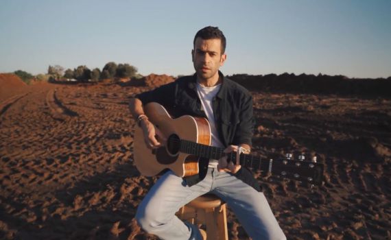 17 שנה לאחר פטירת אביו: המוזיקאי הסרוג בשיר לזכרו