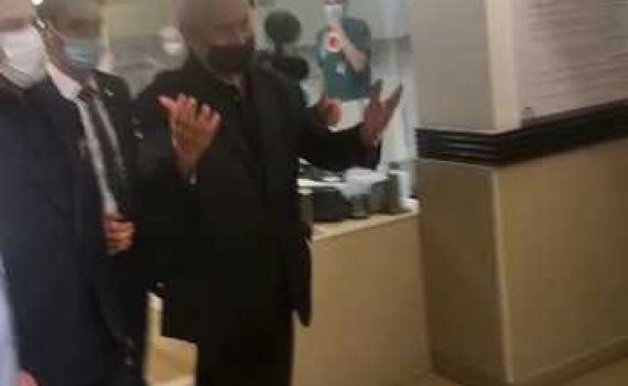 צפו: נתניהו נשאל "מה עם אהוביה סנדק?" והתעלם