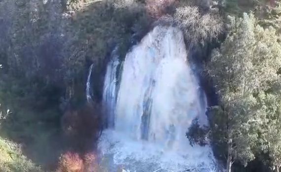 צפו: זרימות אדירות במפלי הצפון ובנחלי מדבר יהודה