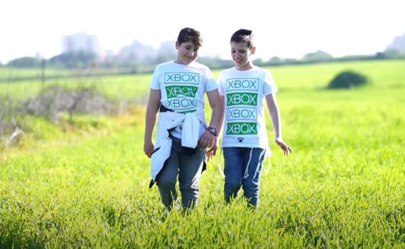 צפו: צמד ילד מחדשים את הלהיט של הזמרת אודיה