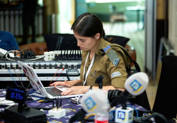 החלטה הסטורית של גנץ: גל"צ תצא ממשרד הבטחון