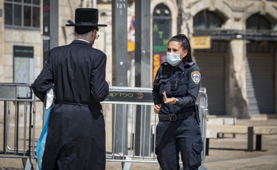 השופטת נזפה במשטרה: "נחצו קווים אדומים"