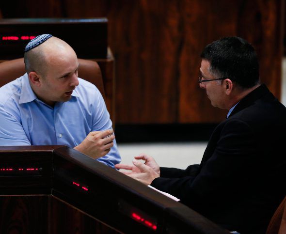 לקראת הצבעת הוועדה המסדרת: בנט נפגש עם סער