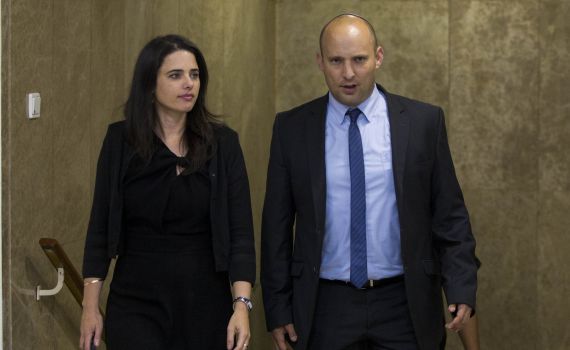 עימות בין שקד לבנט: "בגלל זה הממשלה התפרקה"