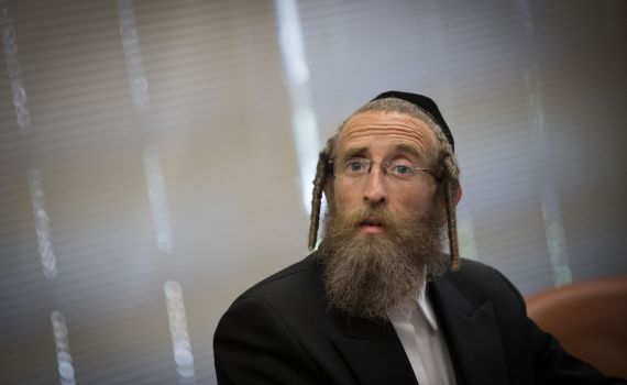ח"כ טסלר נגד תוקפי רבנים שקראו לפתוח תלמודי תורה