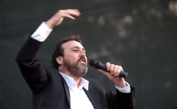 בני אלבז נדבק בקורונה בארה"ב ונמצא במצב קשה