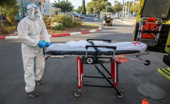 תינוקת טבעה באמבטיה ופונתה במצב קשה