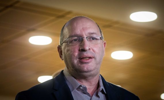 ניסנקורן: "מפיצים שקרים ותאוריות קונספירציה"