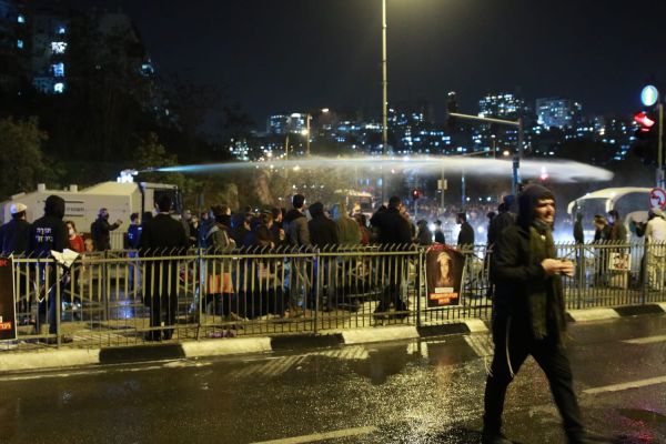 בעקבות השימוש במכת"זית: יש חשש לראייתו של מפגין