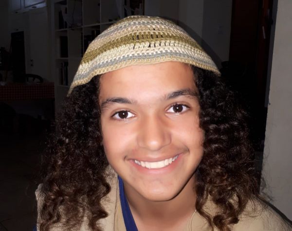 עושים צדק לאהוביה סנדק: עזרו לבנות את חלום חייו