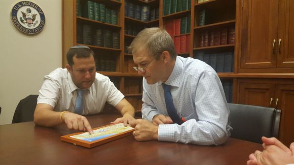 יוסי דגן התגייס למאבק הרפובליקני על הסנאט