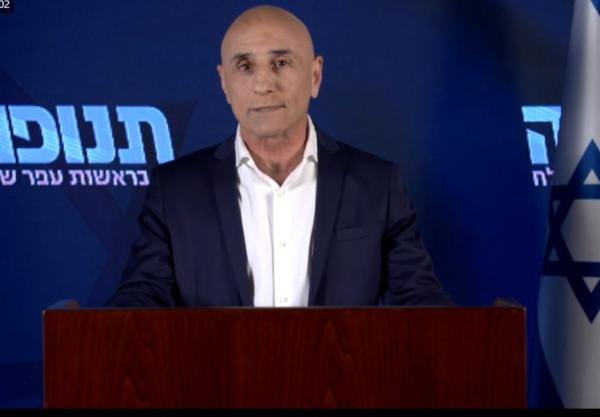 "קורא למפלגות הישראלים והעבודה לחבור איתי יחד"