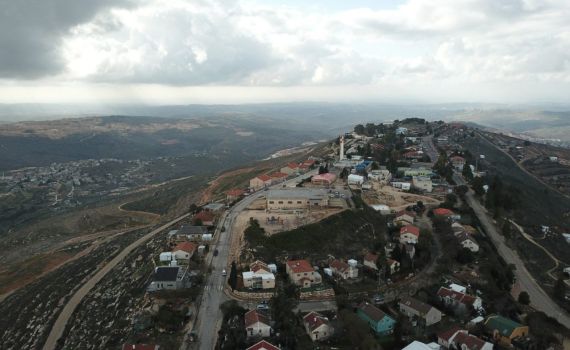 יצהר: המשטרה 'מפחדת' להיכנס ליישוב