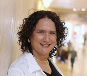 אחרי 8 שנים: מנהלת ביה"ח הדסה הסרוגה מסיימת את תפקידה