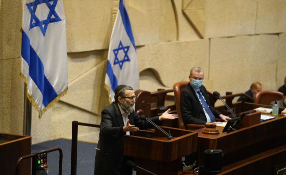 יריב לוין מסרב לכנס את המליאה ומציע פשרה