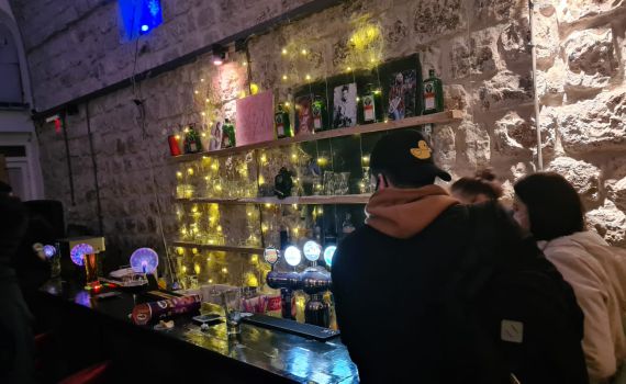 צפו: המשטרה חשפה מסיבות בתל אביב והרצליה