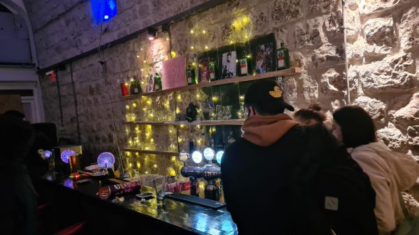 צפו: המשטרה חשפה מסיבות בתל אביב והרצליה