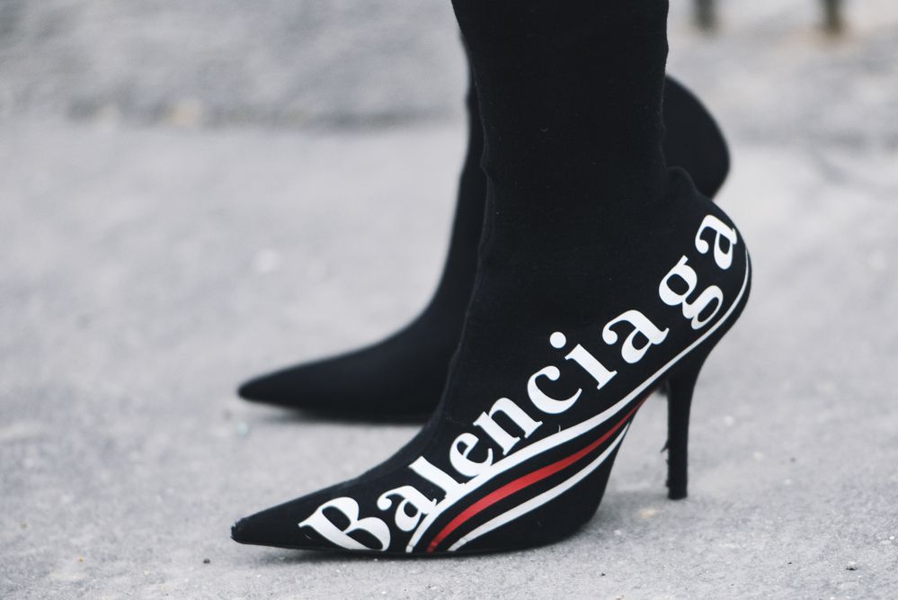 ביזארי או גאוני: חשבון האינסטגרם של בלנסיאגה