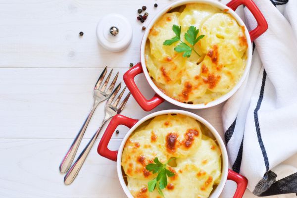 כמו במסעדות: תפוח אדמה מוקרם מ-5 מרכיבים בלבד