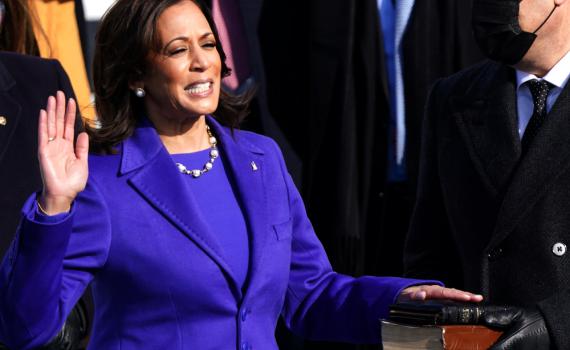 ארה"ב: האריס ממשיכה להוביל בבחירות לנשיאות