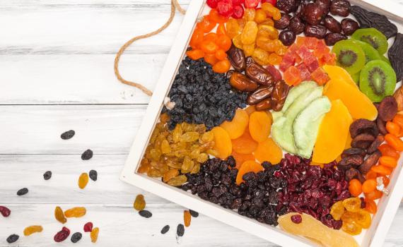פירות יבשים: מי הכי משמין ומי הכי בריא?