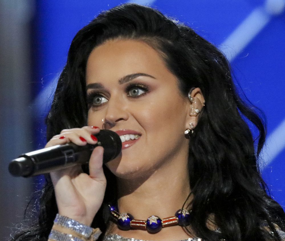 ייפרדו בסוף סיבוב ההופעות? קייטי פרי ואורלנדו בלום במשבר