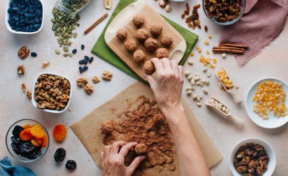 פעילות לסגר: מתכונים מתוקים לט"ו בשבט