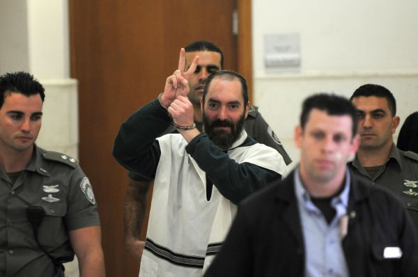 השב"ס מנע מיעקב טייטל להתקשר לאשתו הפצועה