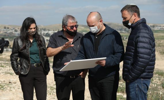 ימינה: נתניהו הבטיח לבנות בעטרות, אנחנו נקיים