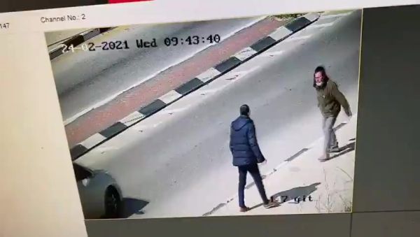 צפו: כך הציל את עצמו תושב בית אל מפיגוע דקירה