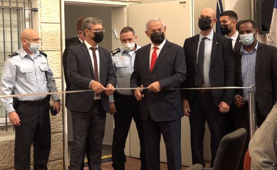 "אביא תכנית למגזר הערבי, מצפה מכחול לבן שיאשרו"