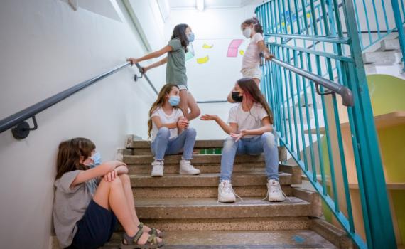 ההקלות נמשכות: תלמידי כיתות ה'-ו' חוזרים ללימודים