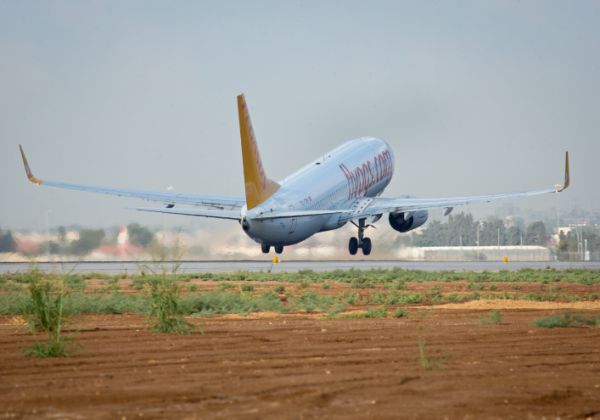 דיווח ברוסיה: אבד הקשר עם מטוס בו נסעו 28 אנשים