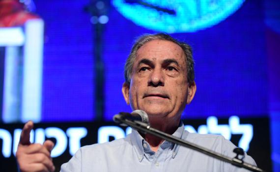 גדעון לוי מגבה את ווטרס: "רואה את התמונה טוב מהישראלים"