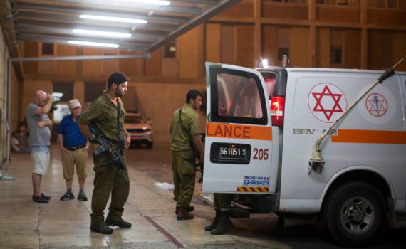 לוחם צה"ל נפצע קשה מירי בראשו