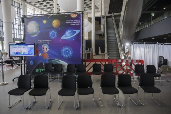 מתחמי החיסון ריקים: משרד הבריאות שובר את הראש