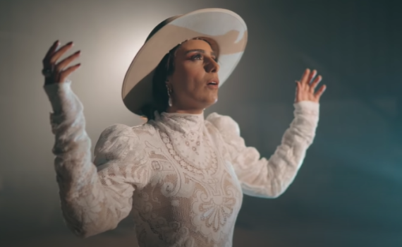 כבוד למגזר: נרקיס תופיע בטקס המשואות