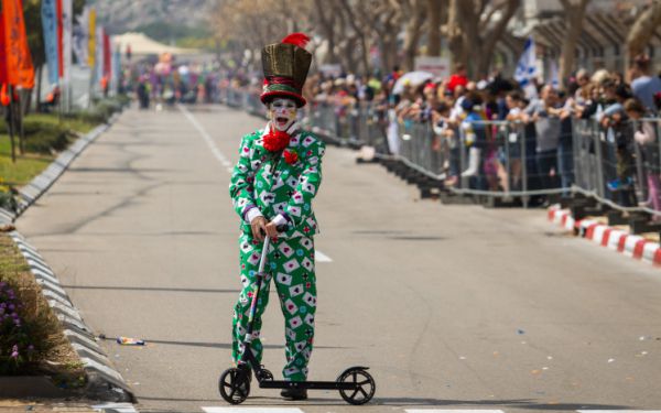 יותר שמחה- בפחות מאמץ