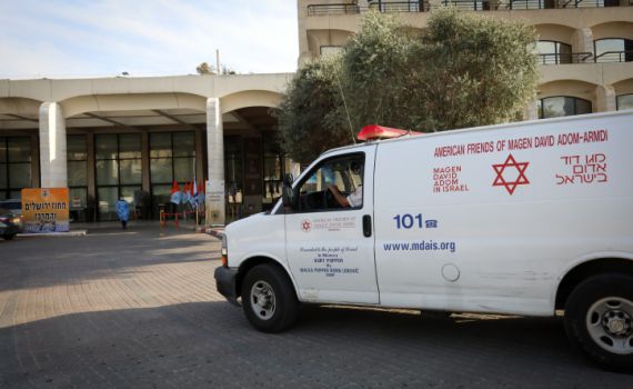 בתוך מבצע החיסונים האדיר: שכחו אותם בבית