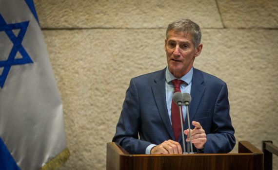 אופס: גולן שלח מכתב בהול למקום הלא נכון