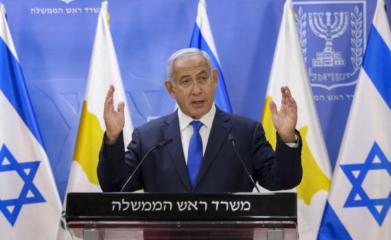 בג"ץ על ניגוד העניינים של נתניהו:"אי אפשר להתחמק"