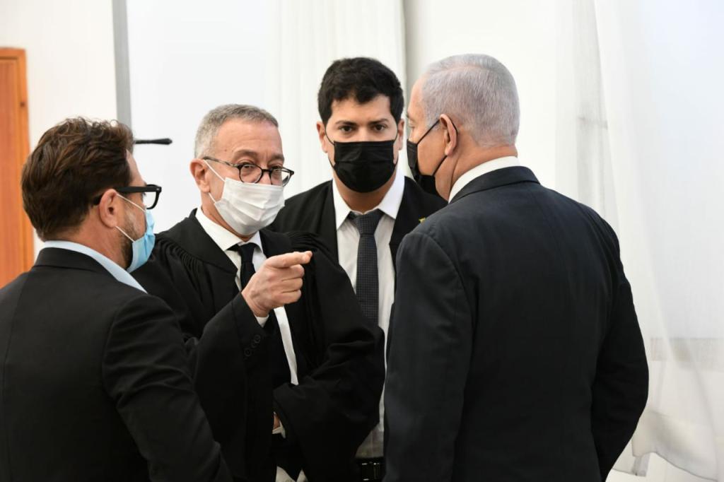 משפט נתניהו|חומרי חקירה נוספים יועברו לסנגורים