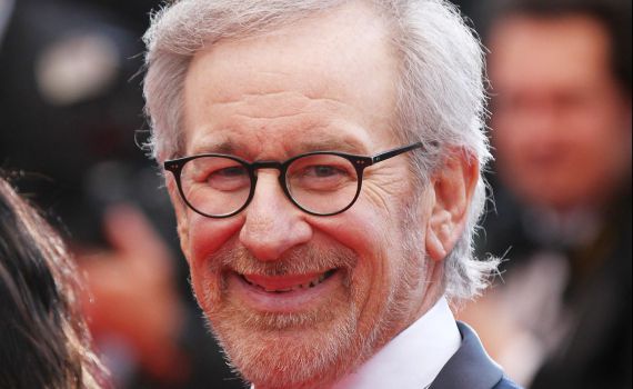 הבמאי סטיבן ספילברג זכה ב"פרס נובל היהודי"
